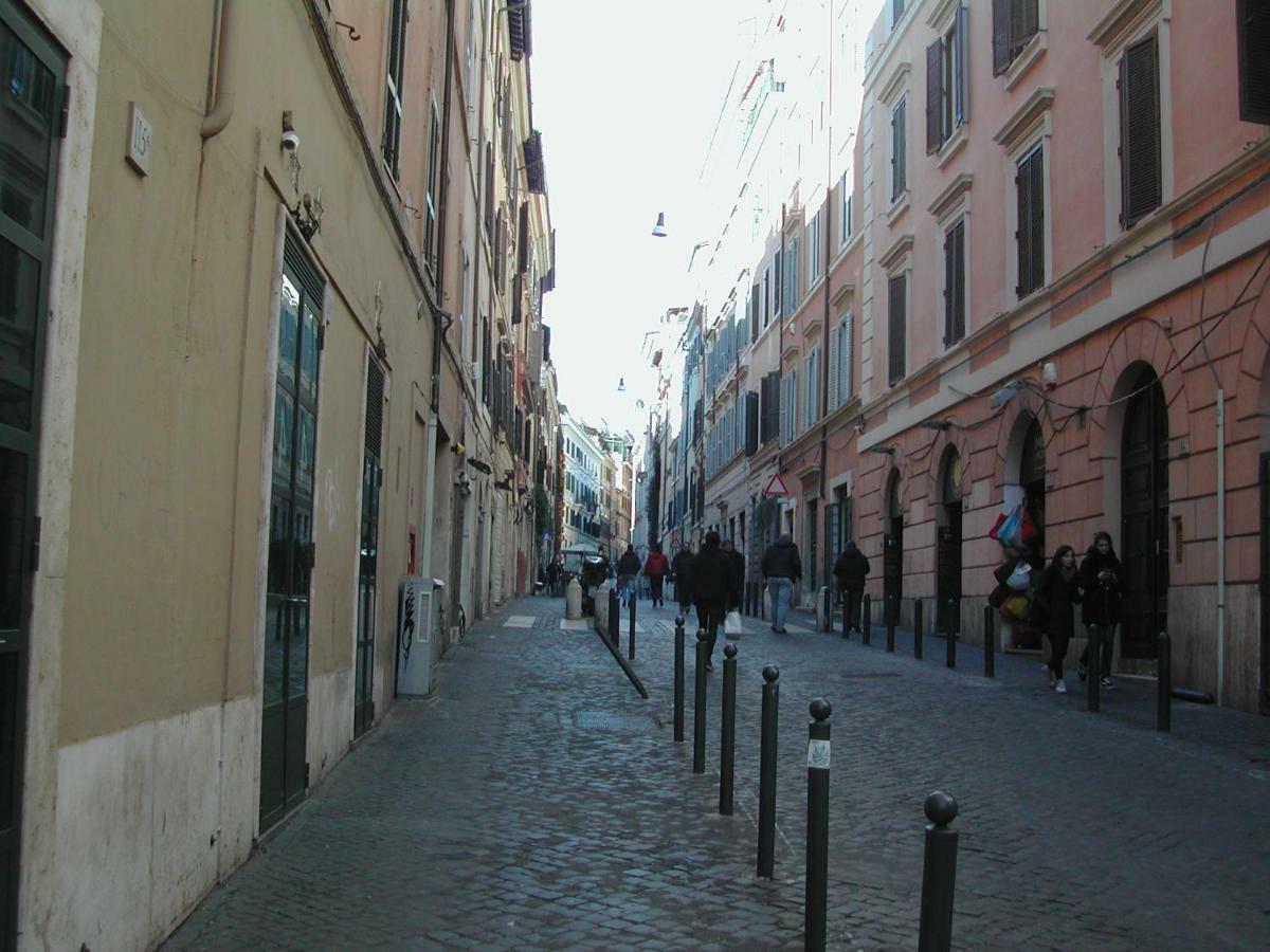 Appartamento Del Boschetto Roma Exterior foto